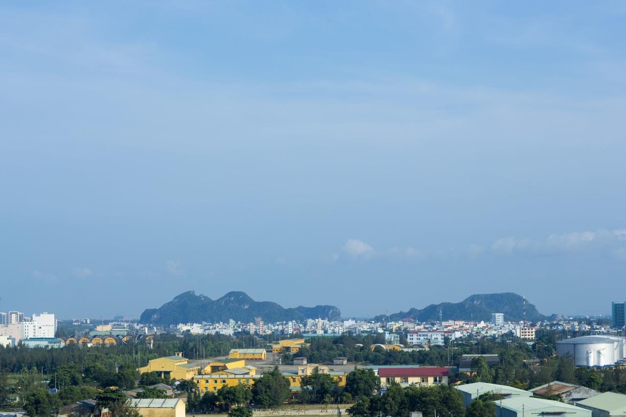 Le Indochina Hotel & Beach Da Nang City מראה חיצוני תמונה